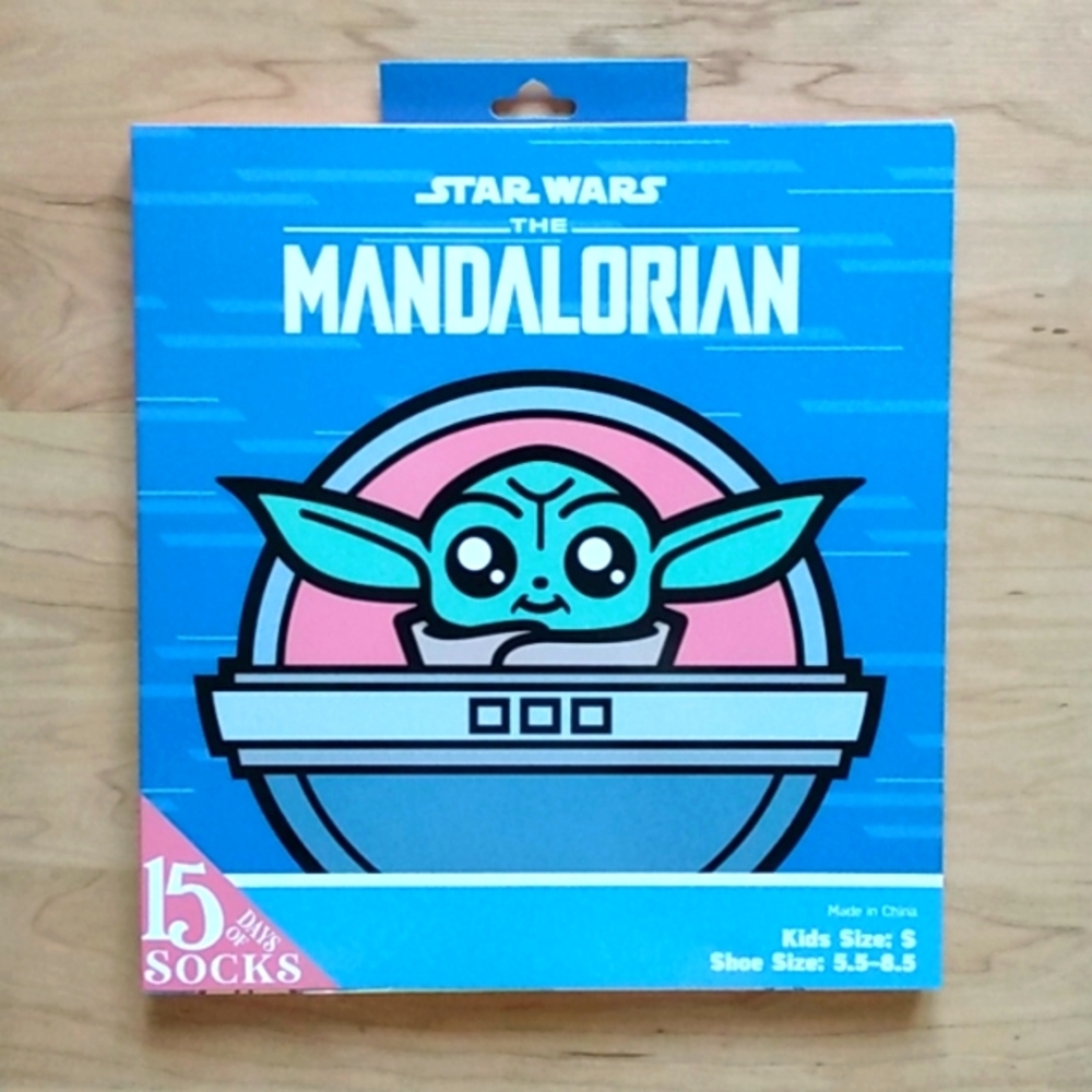 Star Wars The Mandalorian Baby Yoda Grogu 15 Days of Socks Advent Calendar